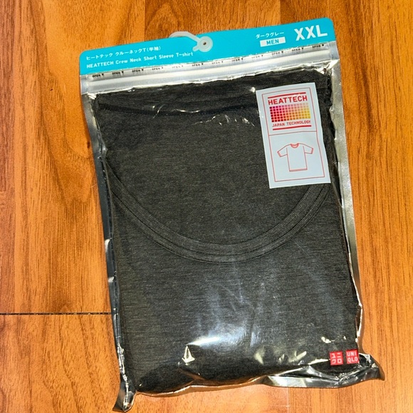 MEN’S NWT Uniqlo Heattech Crew Neck Short Sleeve T-Shirt Dark Gray - Picture 2 of 10